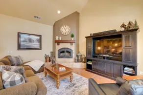 Furnished Decks & Grill: Peaceful Pioneer Home! - Image 2