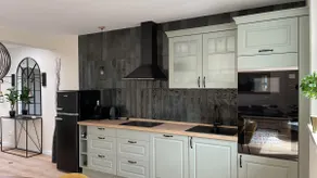 Modern holiday home with conservatory & parking sp - Image 2