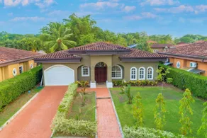 Casa 47 Private Tropical Pool Retreat- Bejuco - Image 5