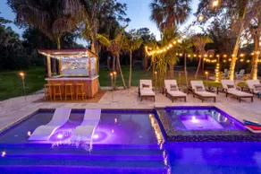 Sleeps 40! 13BR•Heated Pool•Waterfront Resort•Spa - Image 2