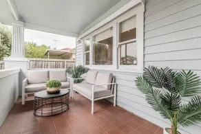 Old world charm in historic Californian bungalow - Image 4