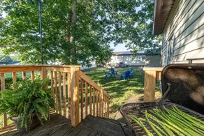 Pet-Friendly · Fenced Yard · Fire Pit · Near NRG - Image 4