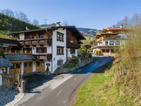 Spacious holiday flat, 2.2 km to the ski lift - Image 2