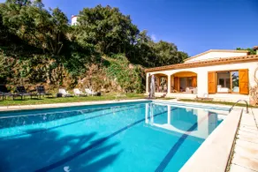 House with big private pool and garden - Image 2