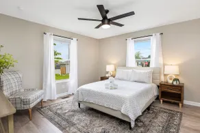 Charming Belmont Bungalow - 5 Min Walk to Downtown - Image 5