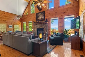 Breathtaking Views for Family & Friends to Gather - Image 5