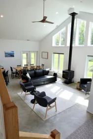 Stylish Southpoint Retreat near Assateague/OCMD - Image 3