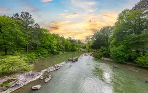 Located on Kelly Creek | Hot Tub | Fishing | Games - Image 2