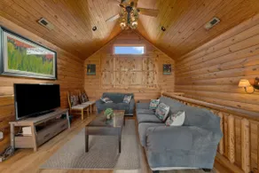 Cozy Cabin - Image 2
