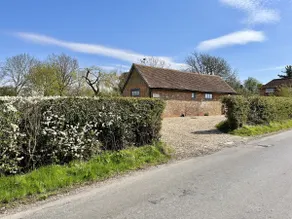 Primrose Lodge by inspirestays-com - a cottage that sleeps 2 guests in 1 bedroom - Image 2