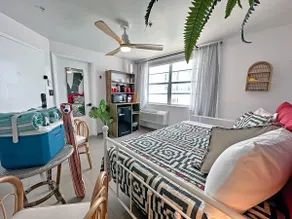 Ocean Drive Oasis Art Deco South Beach Suite - Image 5