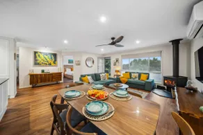 Wattle Cottage - A Stylish Hinterland Escape - Image 5