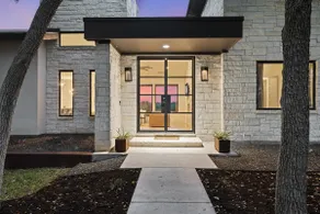 Riverfront Oasis With Private Heated Pool - Image 2