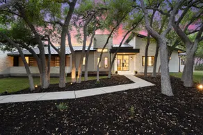 Riverfront Oasis With Private Heated Pool - Image 3