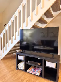 Stylish Condo by the TBK Sports Complex - Image 4