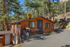 Cabin 10- King Cabin, Mins to RMNP! - Image 5