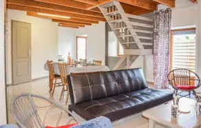 2 Bedroom Pet Friendly Home In Gouarec - Image 5
