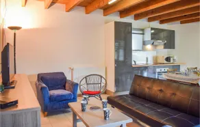 2 Bedroom Pet Friendly Home In Gouarec - Image 4