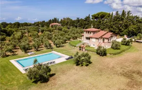 Gorgeous home in Bibbona - Image 5