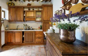 4 Bedroom Stunning Home In Cetona - Image 5