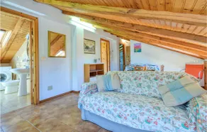 Beautiful Apartment In Moneglia - Image 3
