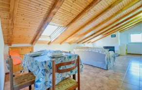 Beautiful Apartment In Moneglia - Image 4