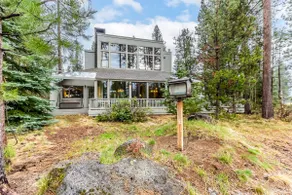 MELA02 - Spacious Home, A/C, Hot Tub, Sauna, Sharc Passes, Dog Friendly - Image 2