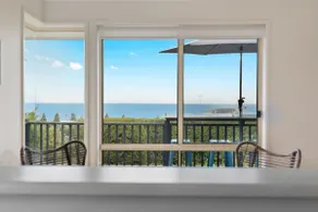 48 Rumbelow St - BYO Linen - Sea Views - Family Friendly - Image 3