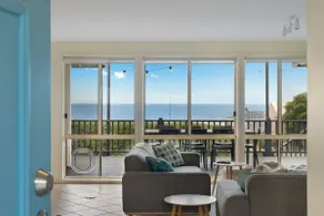 48 Rumbelow St - BYO Linen - Sea Views - Family Friendly - Image 5