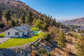 Columbia River View w/ heated pool & hot tub! - Image 2