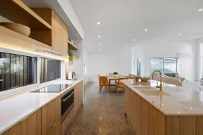 Casa Bella on Beach - Image 4