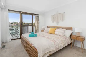 Absolute Waterfront Marina Views - Image 2