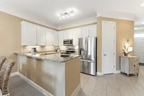 Peninsula Links B102 - Image 3