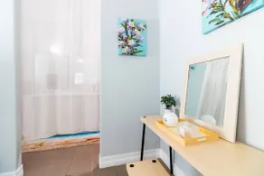 104 Modern 2BR |Pool |Pet friendly |Private Garage - Image 3