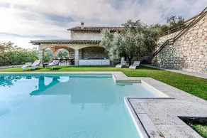 Villa en Croci Di Calenzano con 4 habitaciones, capacidad 10 - Image 3