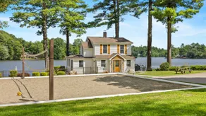 Lake House in Sturbridge w/All the Views! - Image 4
