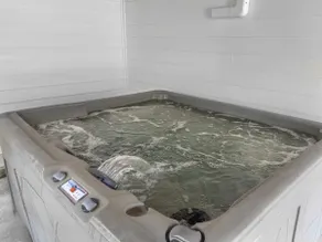 Private Hot Tub + Spa Bath | OBX Couples Retreat - Image 3