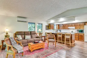 Riverfront Woodland Cabin: Wooded & Forested Views - Image 5
