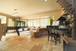 Homerez - Elegante Villa con Piscina en Aubagne - Jacuzzi Incluido - Image 5