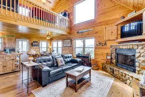 Mtn-View Cabin: Deck & Pets Welcome in Murphy - Image 4