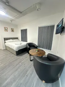 Train Station Apartments- paid parking - Image 2