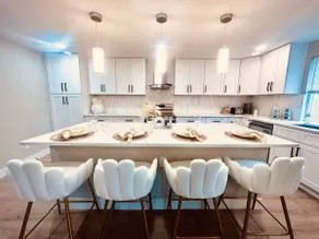 Modern Luxury Retreat: HotTub, FirePit, Gym+Games - Image 4