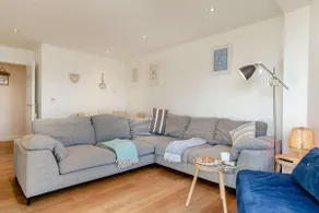 2 Bed in Newquay oc-43688 - Image 2