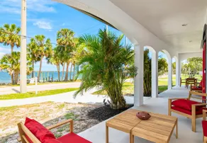 Indian River: Tranquil Waterfront Retreat - Image 2