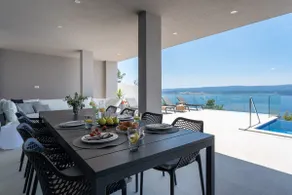 Villa Admira Maria with a heated pool and sea views - Image 4