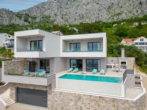 Villa Una with heated pool, 1km from the beach - Image 2