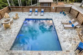 EPIC Pool * Outdoor Kitchen * Hot Tub * NEW Sauna! - Image 5