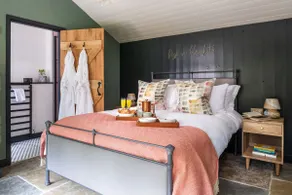 The Pigsty & Spa Garden-Luxury-Cottage-Private Bathroom - Image 2