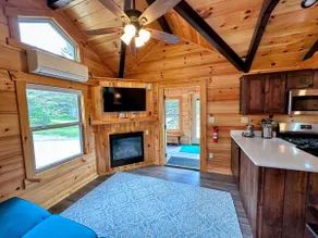 BMV8 Awesome Tiny Home near Bretton Woods w/views - Image 5