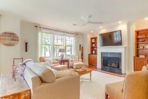 Lakefront Oconee Vacation Rental w/ Patio & Views! - Image 4